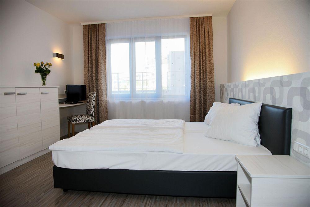 Fair Hotel Moenchengladbach City Экстерьер фото