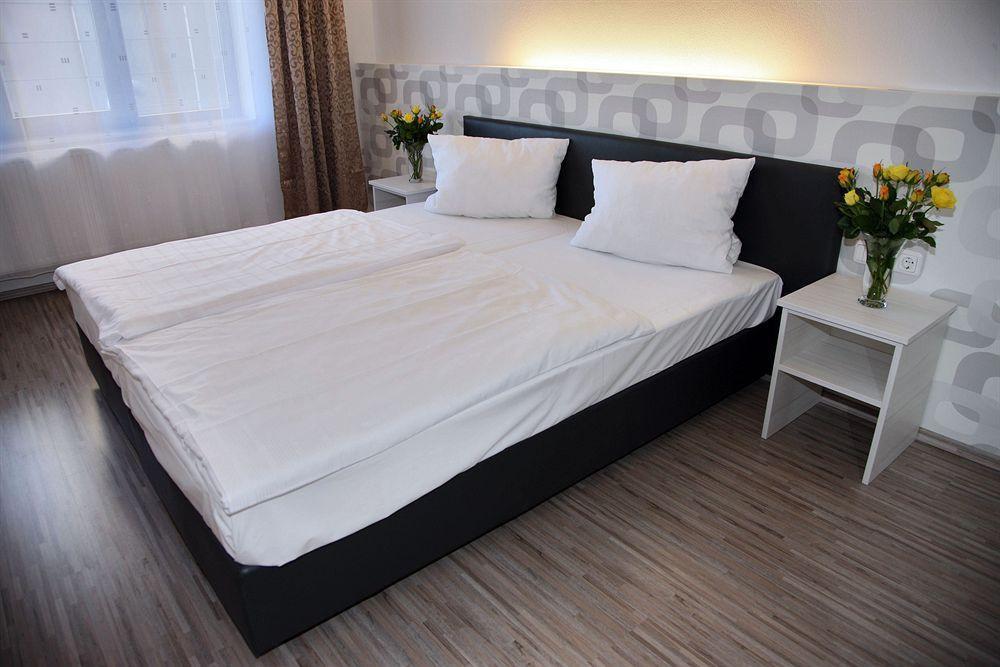 Fair Hotel Moenchengladbach City Экстерьер фото